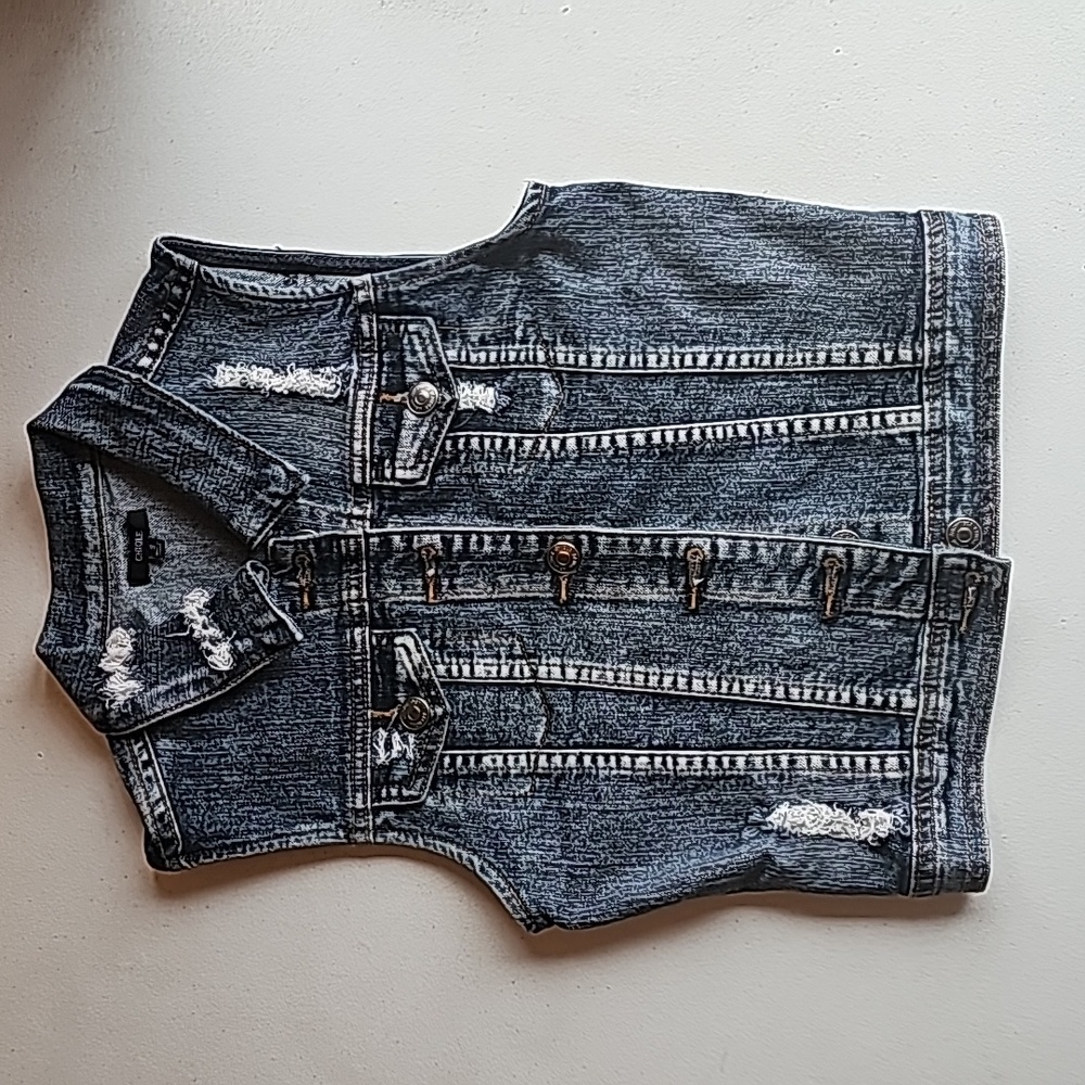 Bundle 6 for $30**ChiQle Distressed Denim Vest